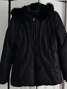 Via Spiga Black Quilted Puffer Coat with Fur Fox Trim Hood